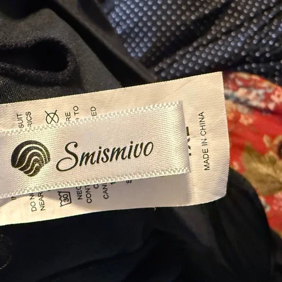 Smismivo Black Ruffle Sleeve Swimdress One Piece Swimsuit Plus Size 1XL - Picture 3 of 6